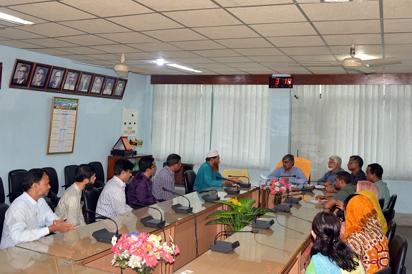 ডাক্তারী পেশায় থেকে মানুষের সেবায় সরাসরি নিয়োজিত হওয়া যায়। রোগীদের প্রতি আন্তরিক থেকে চিকিৎসা চালাতে হবে- বাকৃবি ভিসি