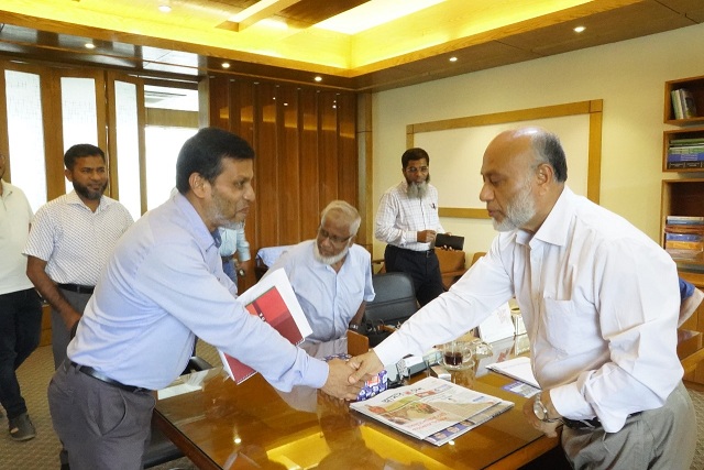 বাকৃবি ভিসি'র সাথে বিনা'র নবনিযুক্ত মহাপরিচালক এর সৌজন্য সাক্ষাৎ