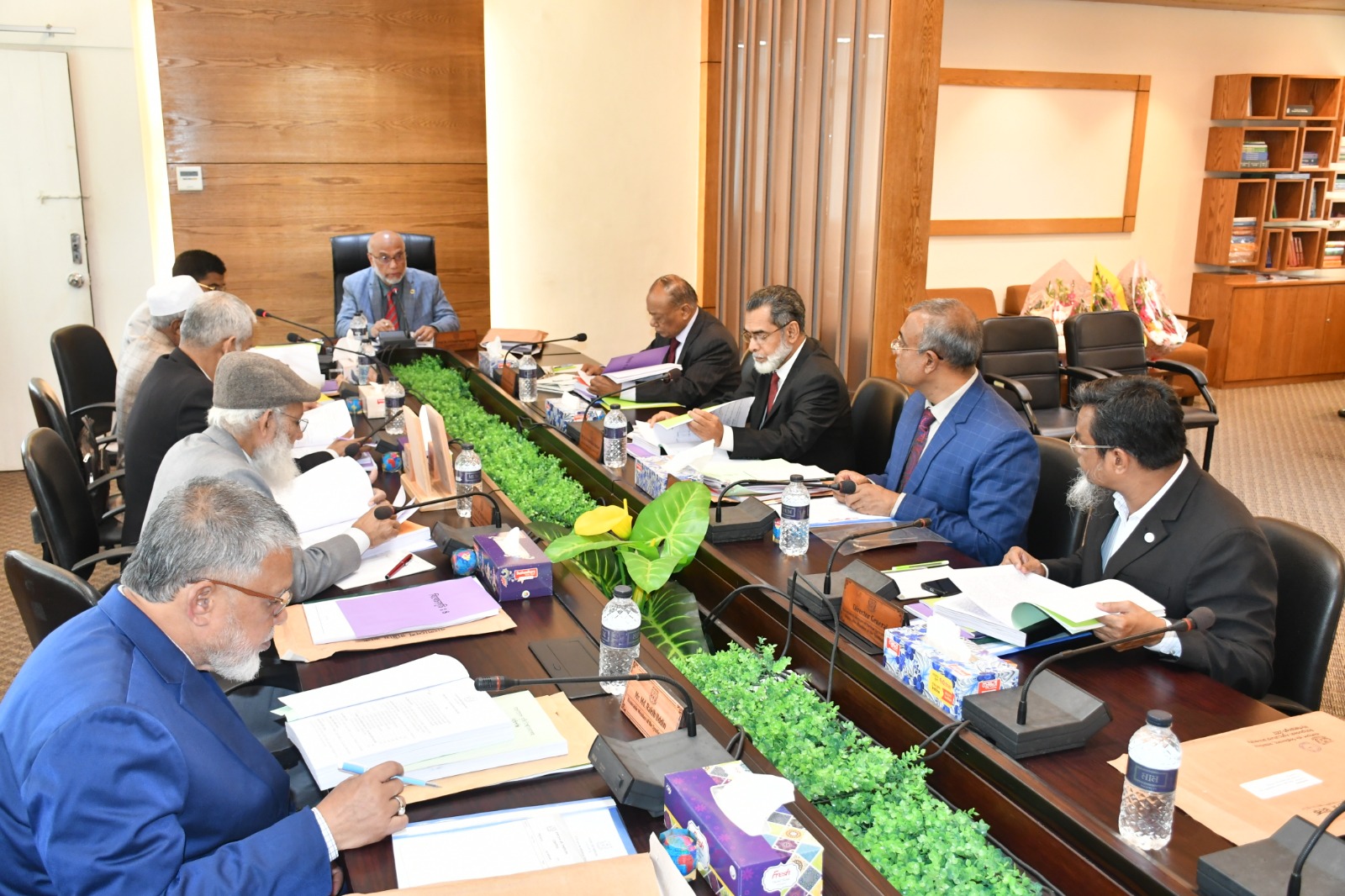 বাকৃবি সিন্ডিকেটের ৩২৭তম অধিবেশন অনুষ্ঠিত।