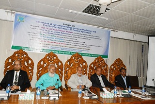 বাকৃবিতে "ডাইমেনশন অব এগ্রোমেটেরলজি এন্ড ক্রপ মডেলিং এন্ড দেয়ার ইনক্রিজিং ইন্টারেস্ট ইন কারেন্ট এগ্রিকালচার" শীর্ষক সেমিনার অনুষ্ঠিত।