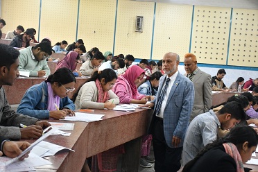 বাকৃবিতে ঢাকা বিশ্ববিদ্যালয়ের স্নাতক ২০২৪-২০২৫ শিক্ষা বর্ষের  ভর্তি পরীক্ষা সম্পন্ন