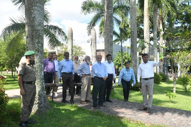 বাকৃবি উপাচার্যের বিভিন্ন উন্নয়নমূলক কাজ ও নতুন নির্মিতব্য ছাত্র শিক্ষক কেন্দ্র (টিএসসি)'র সাইট পরিদর্শন