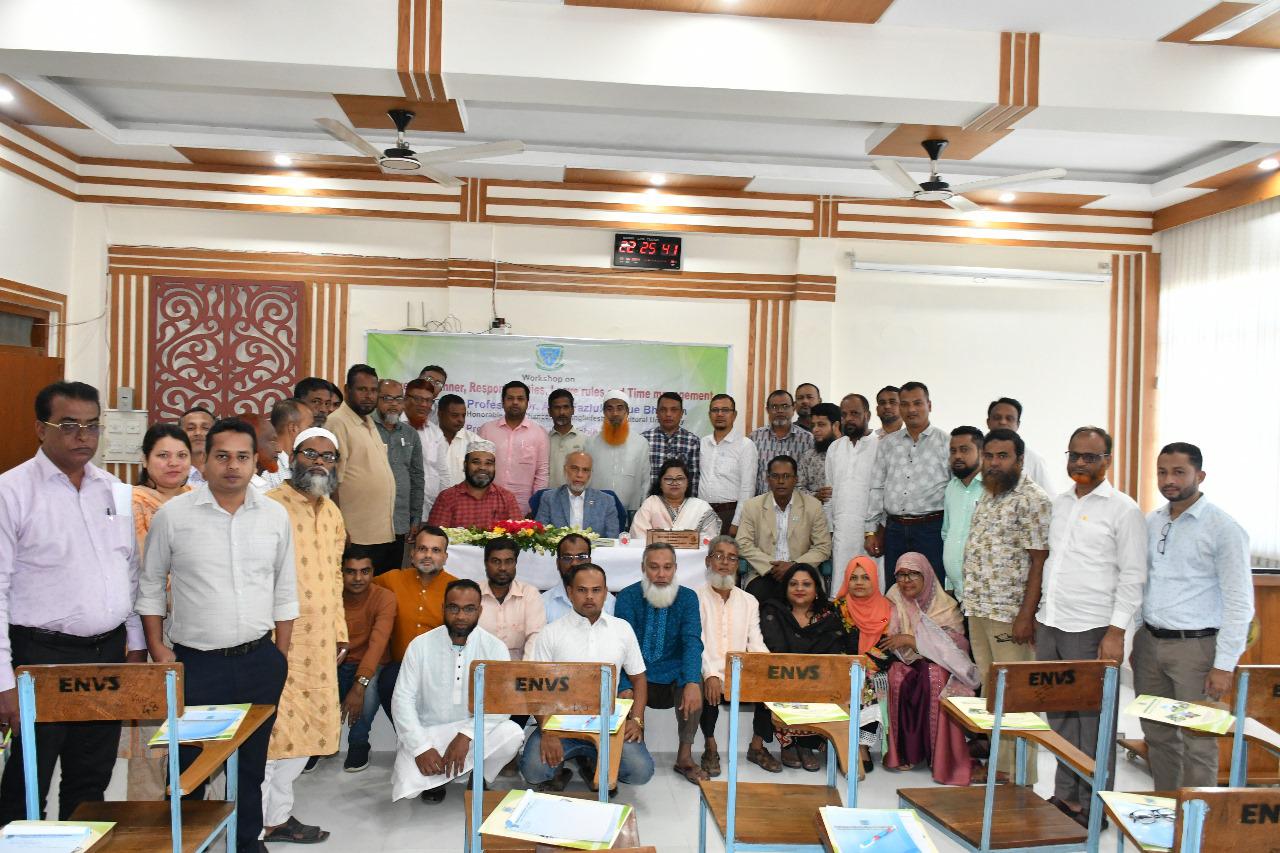 সবাইকে অফিস সময় মেনে চলার  নির্দেশনা দিলেন বাকৃবি ভিসি।