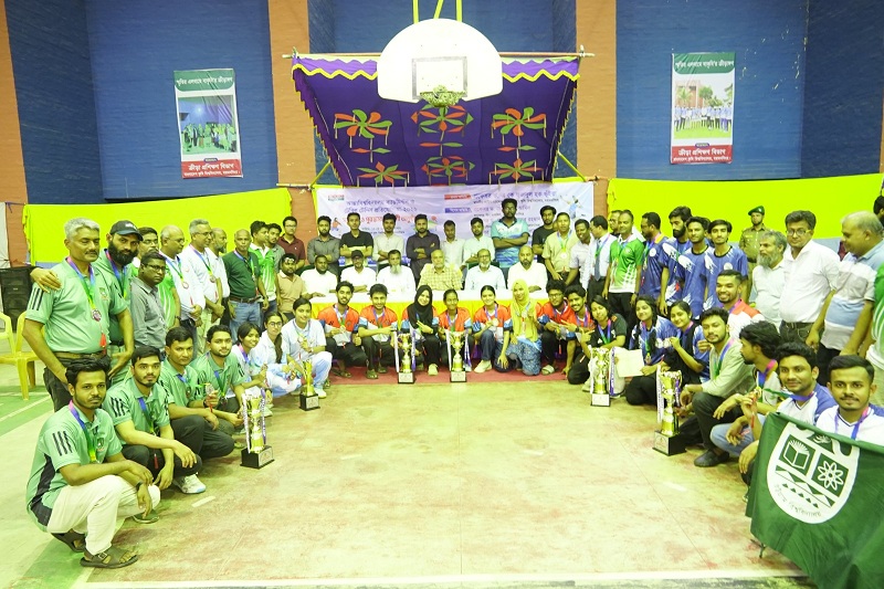 বাকৃবিতে আন্তঃবিশ্ববিদ্যালয় ব্যাডমিন্টন ও টেবিল টেনিস প্রতিযোগিতার সমাপনী ও পুরস্কার বিতরণী অনুষ্ঠিত