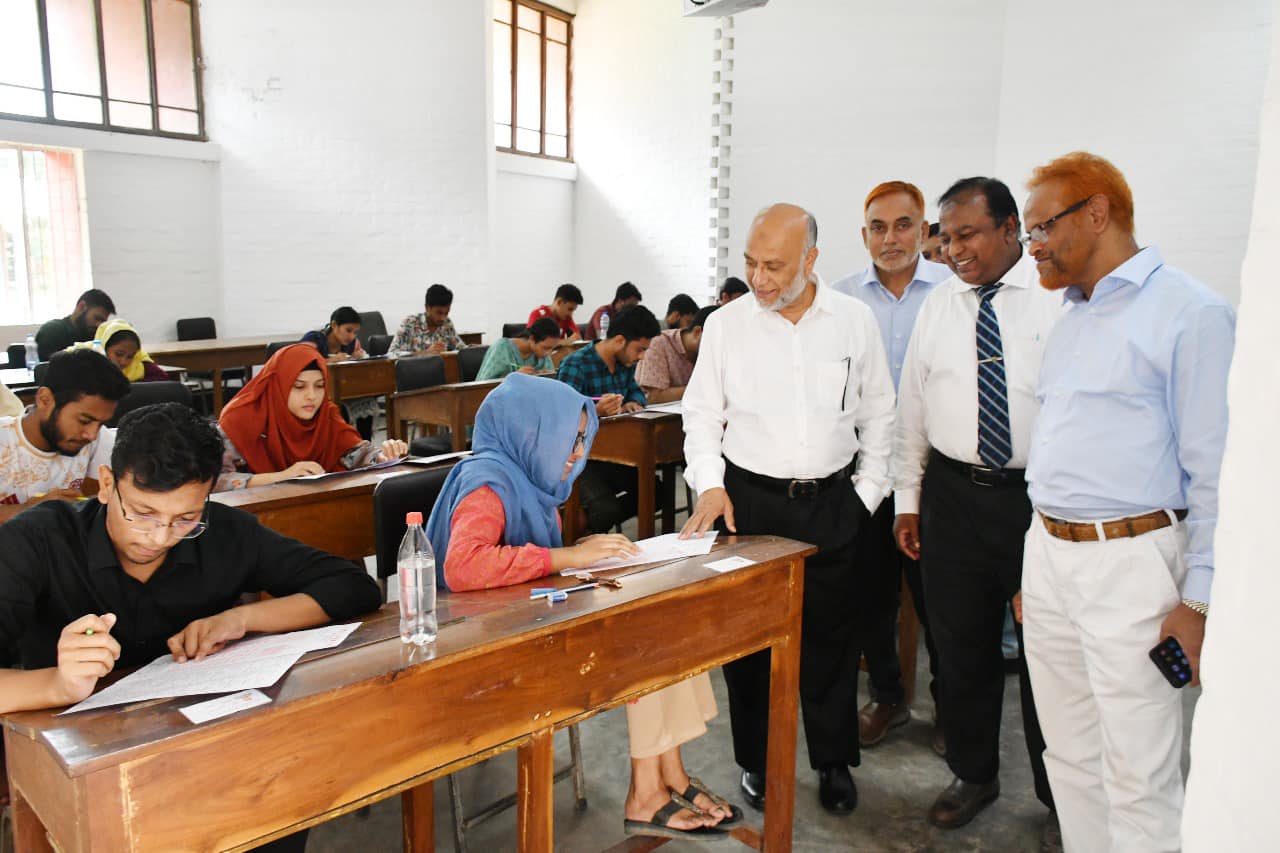বাকৃবিতে কৃষি গুচ্ছ ভর্তি পরীক্ষা সম্পন্ন